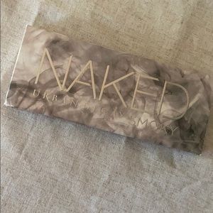 Naked Urban Decay Smoky Palette